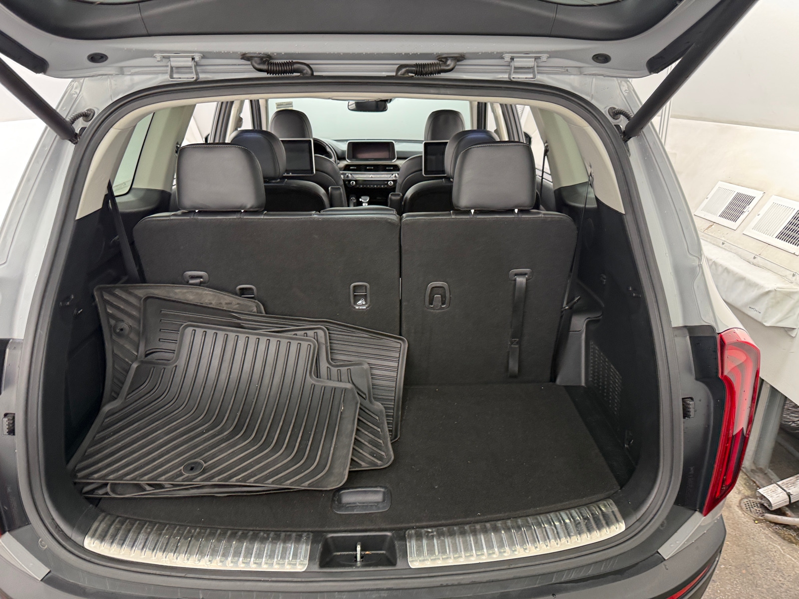 Thumbnail: 2022 Kia Telluride - 6