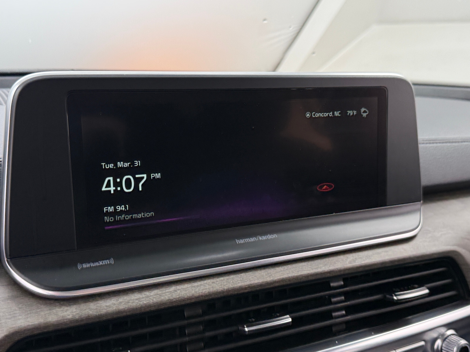 Thumbnail: 2022 Kia Telluride - 3