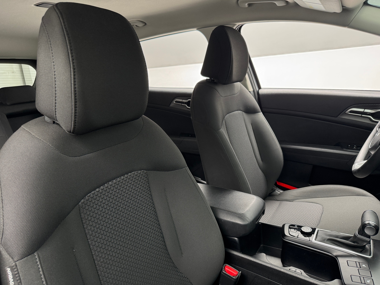 Thumbnail: 2025 Kia Sportage - 2