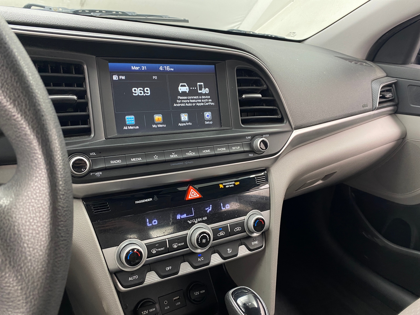 Thumbnail: 2020 Hyundai Elantra - 4