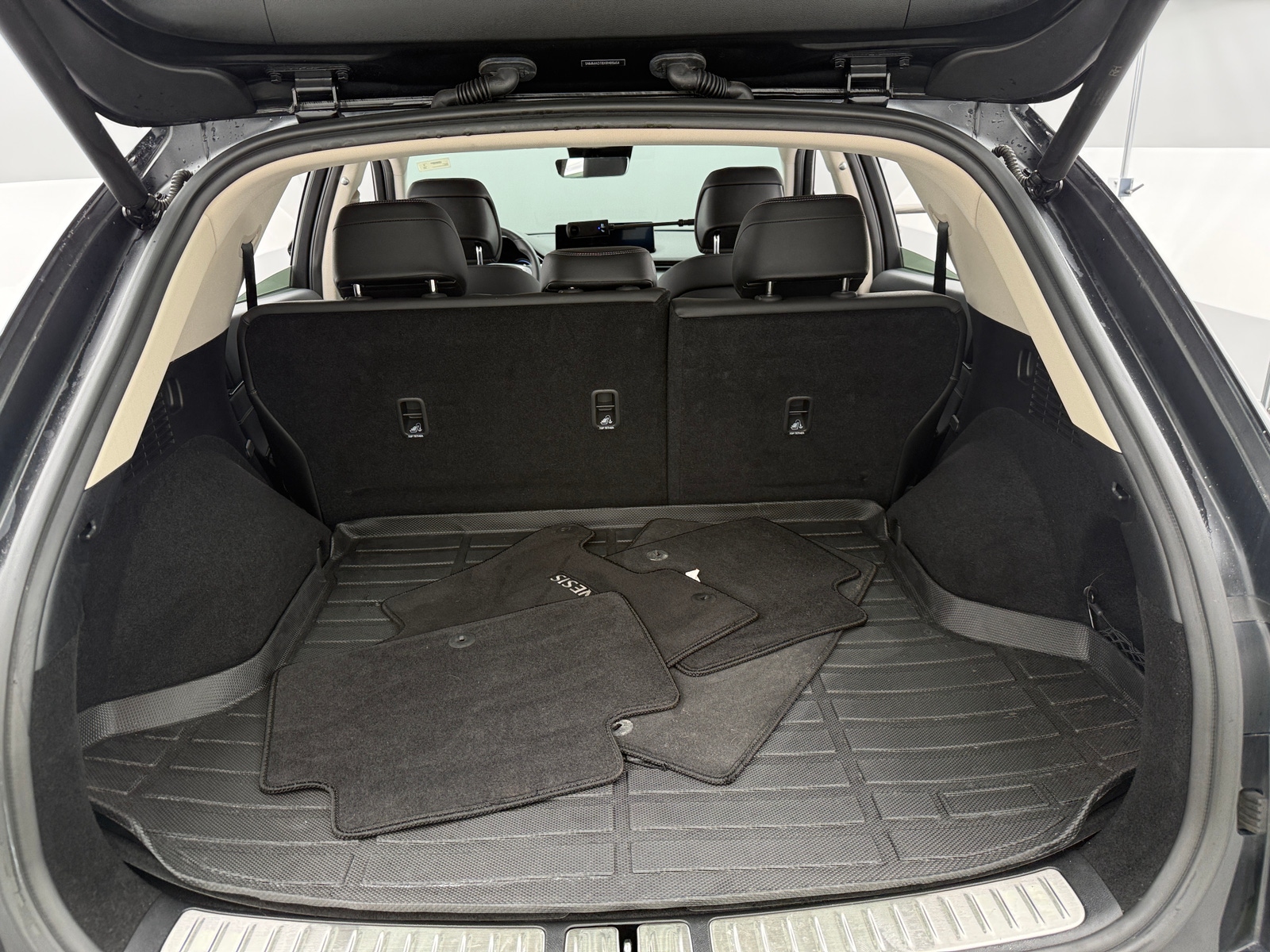 Thumbnail: 2024 Genesis GV70 - 6