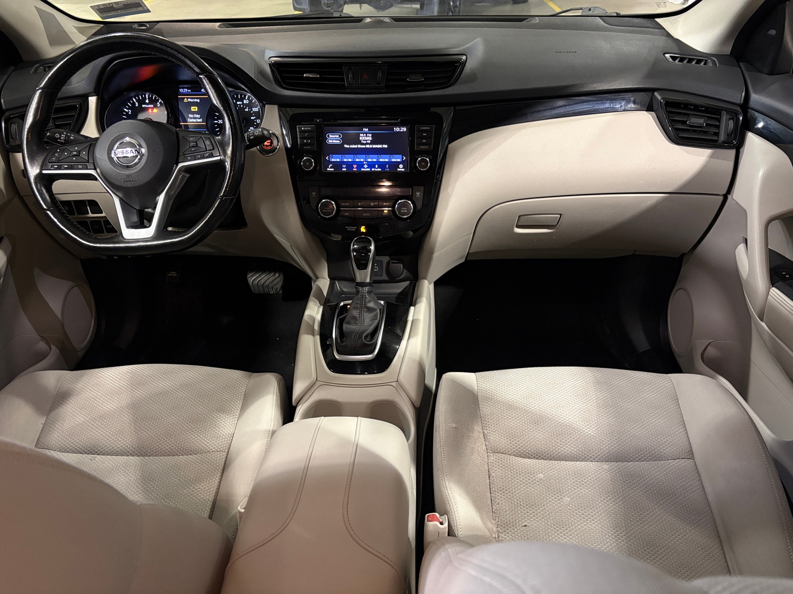 Thumbnail: 2020 Nissan Rogue Sport - 3