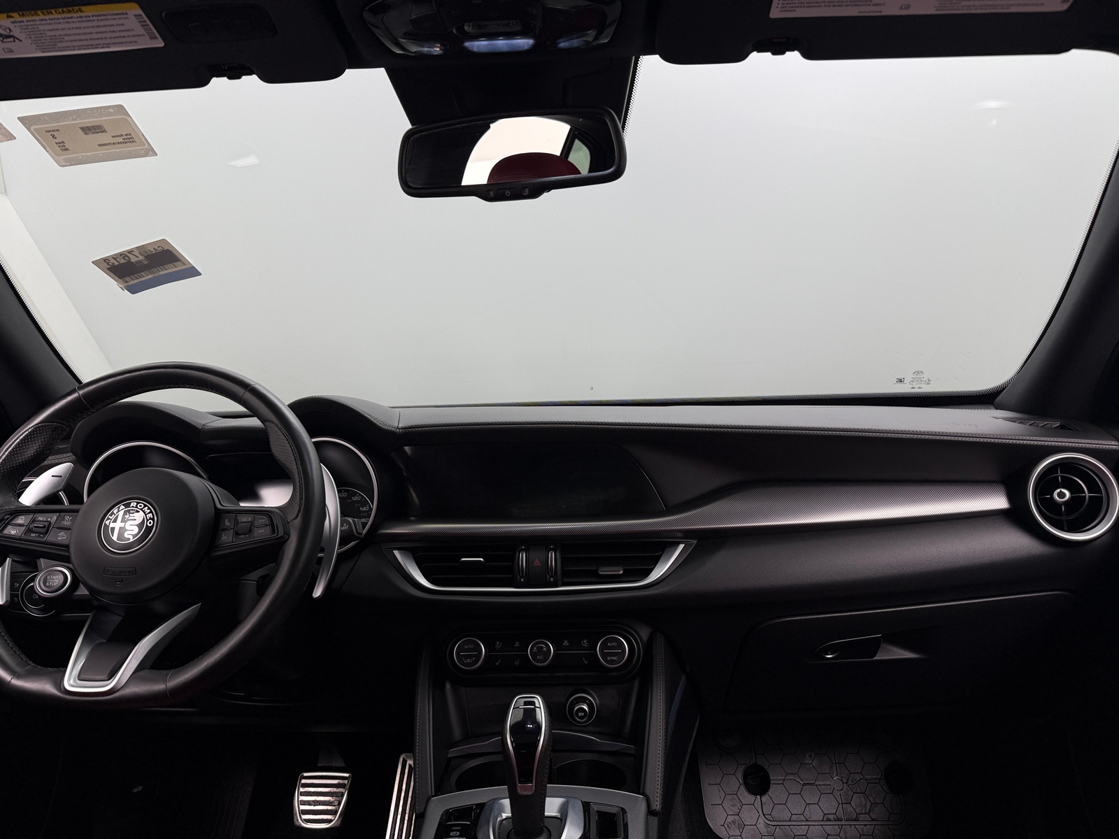 Thumbnail: 2022 Alfa Romeo Stelvio - 2