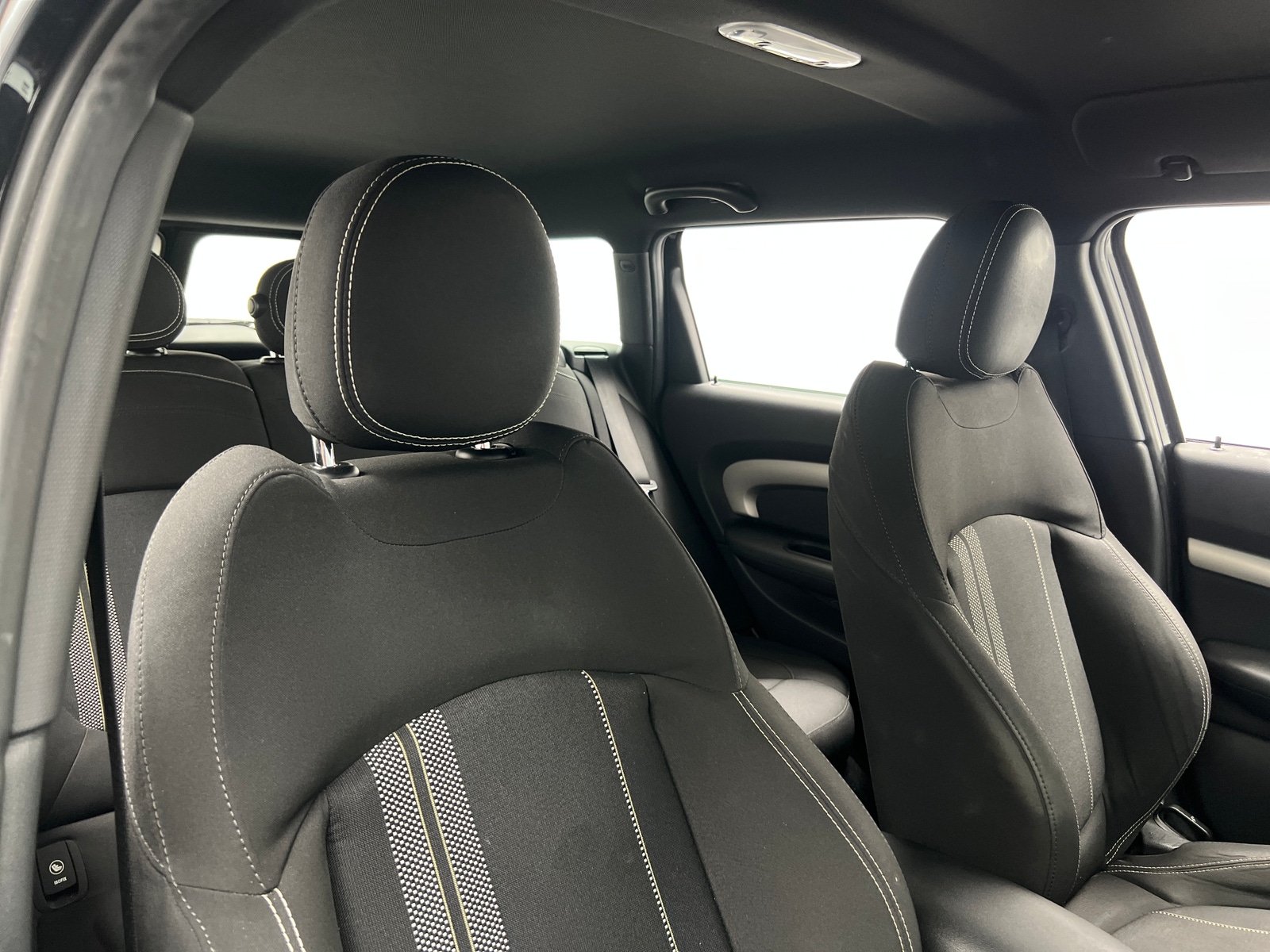 Thumbnail: 2017 MINI Cooper Clubman - 2