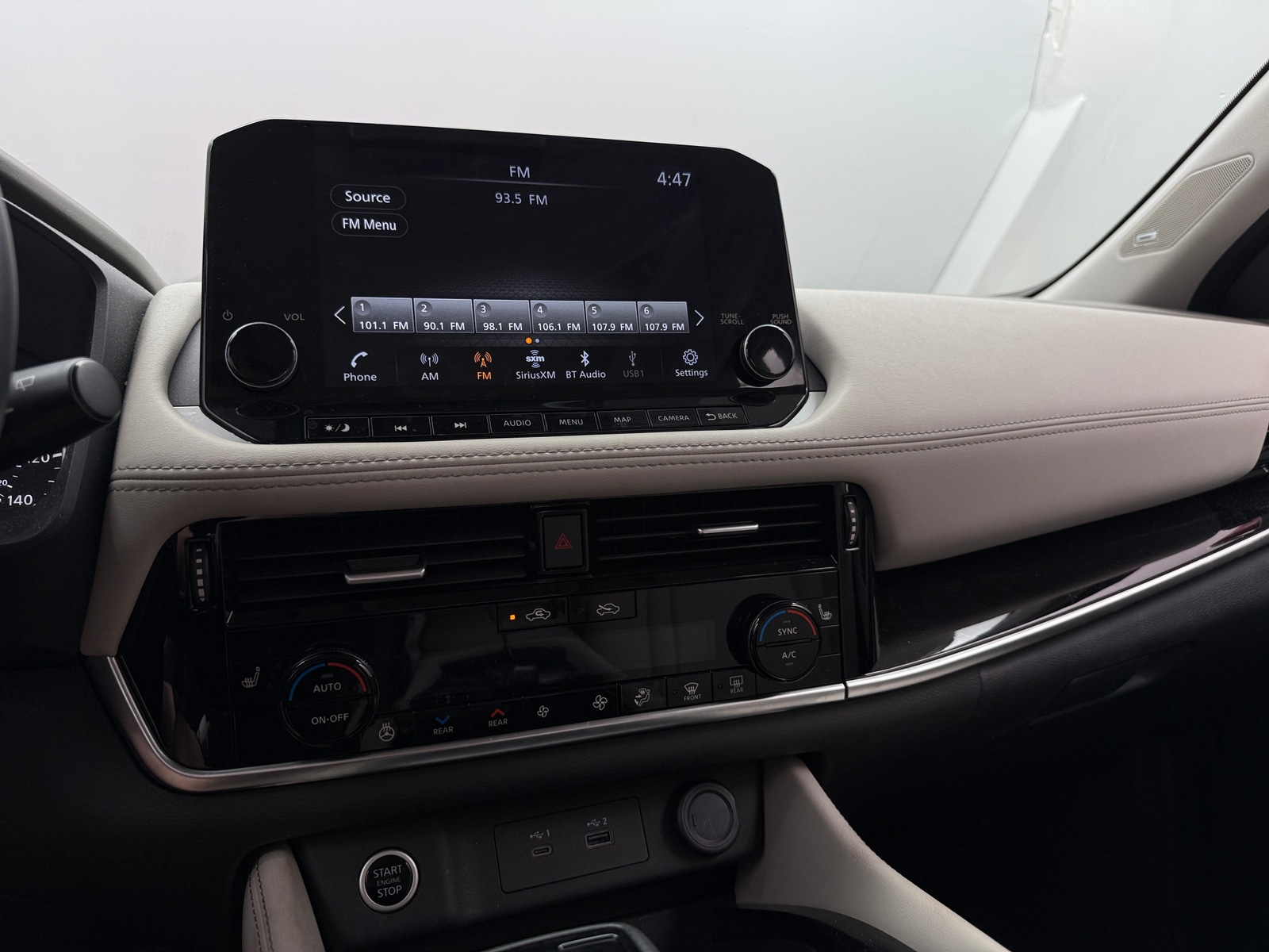 Thumbnail: 2023 Nissan Rogue - 3