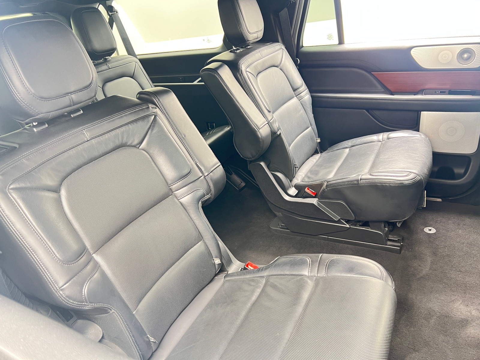 Thumbnail: 2021 Lincoln Navigator L - 5