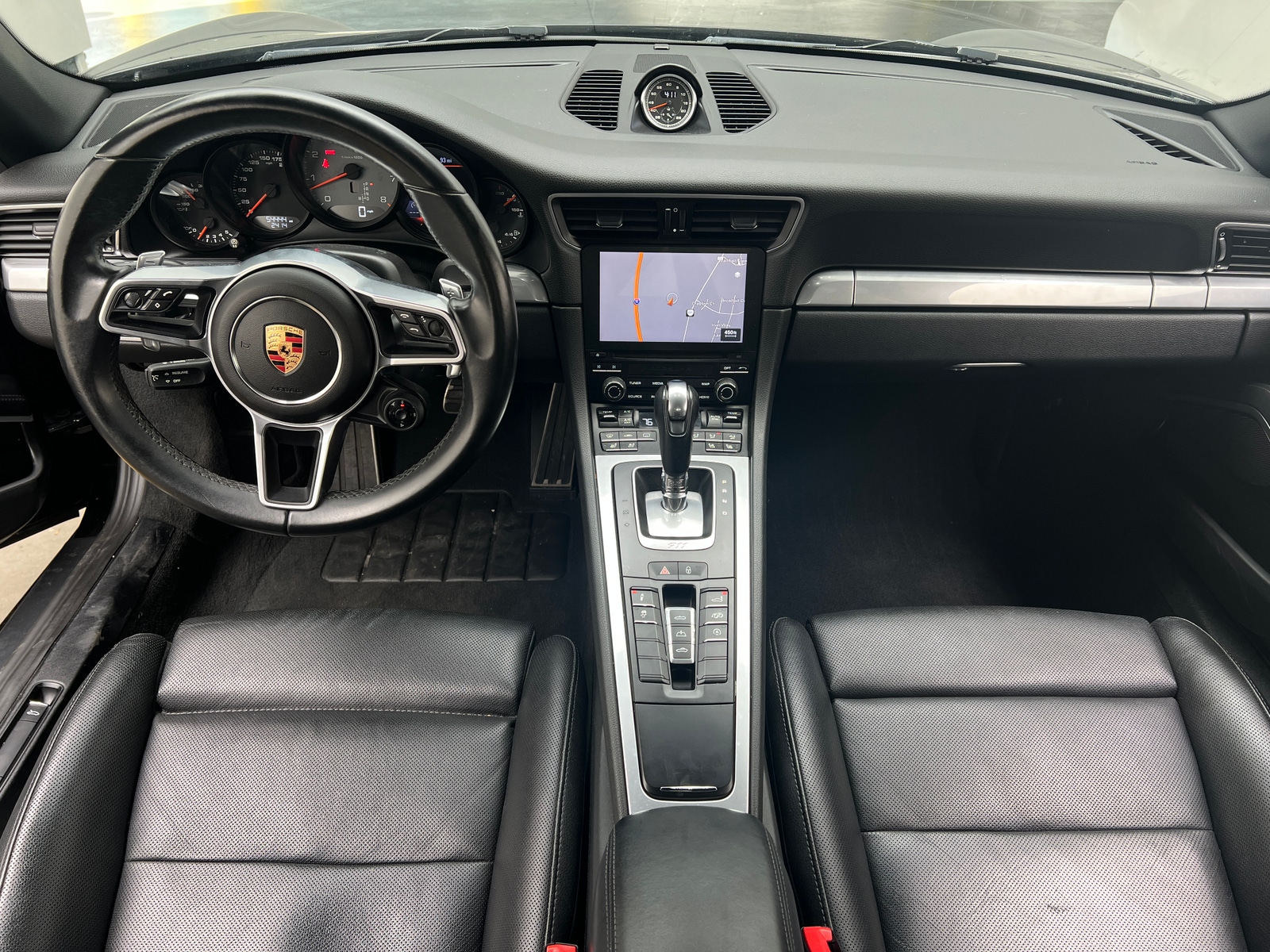 Thumbnail: 2017 Porsche 911 - 2