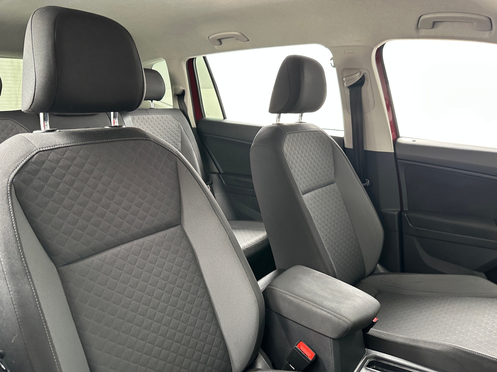 Thumbnail: 2019 Volkswagen Tiguan - 2