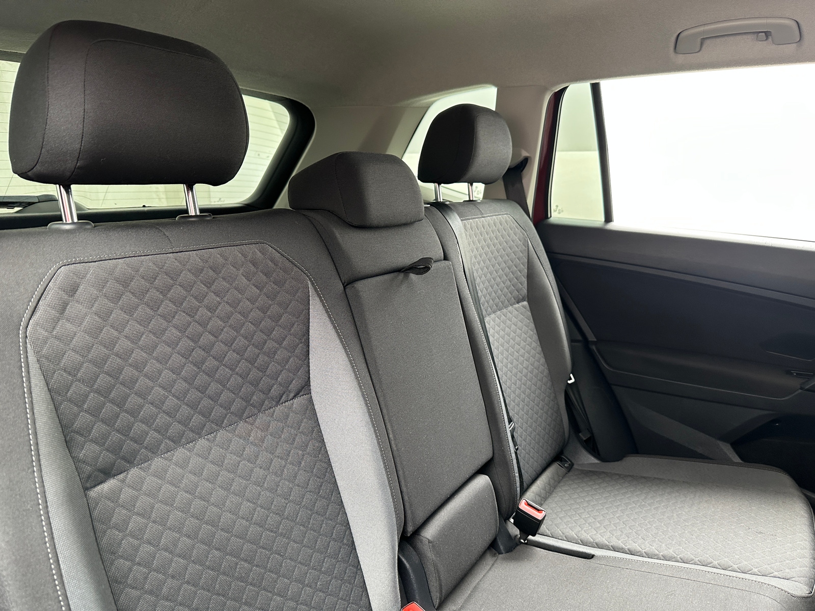 Thumbnail: 2019 Volkswagen Tiguan - 6