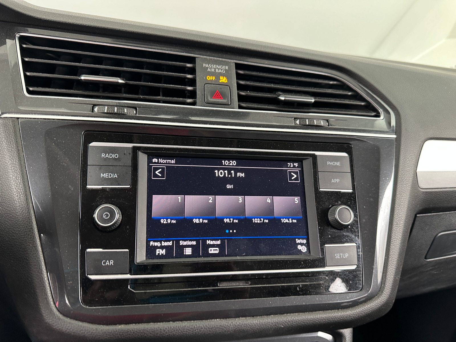 Thumbnail: 2019 Volkswagen Tiguan - 4