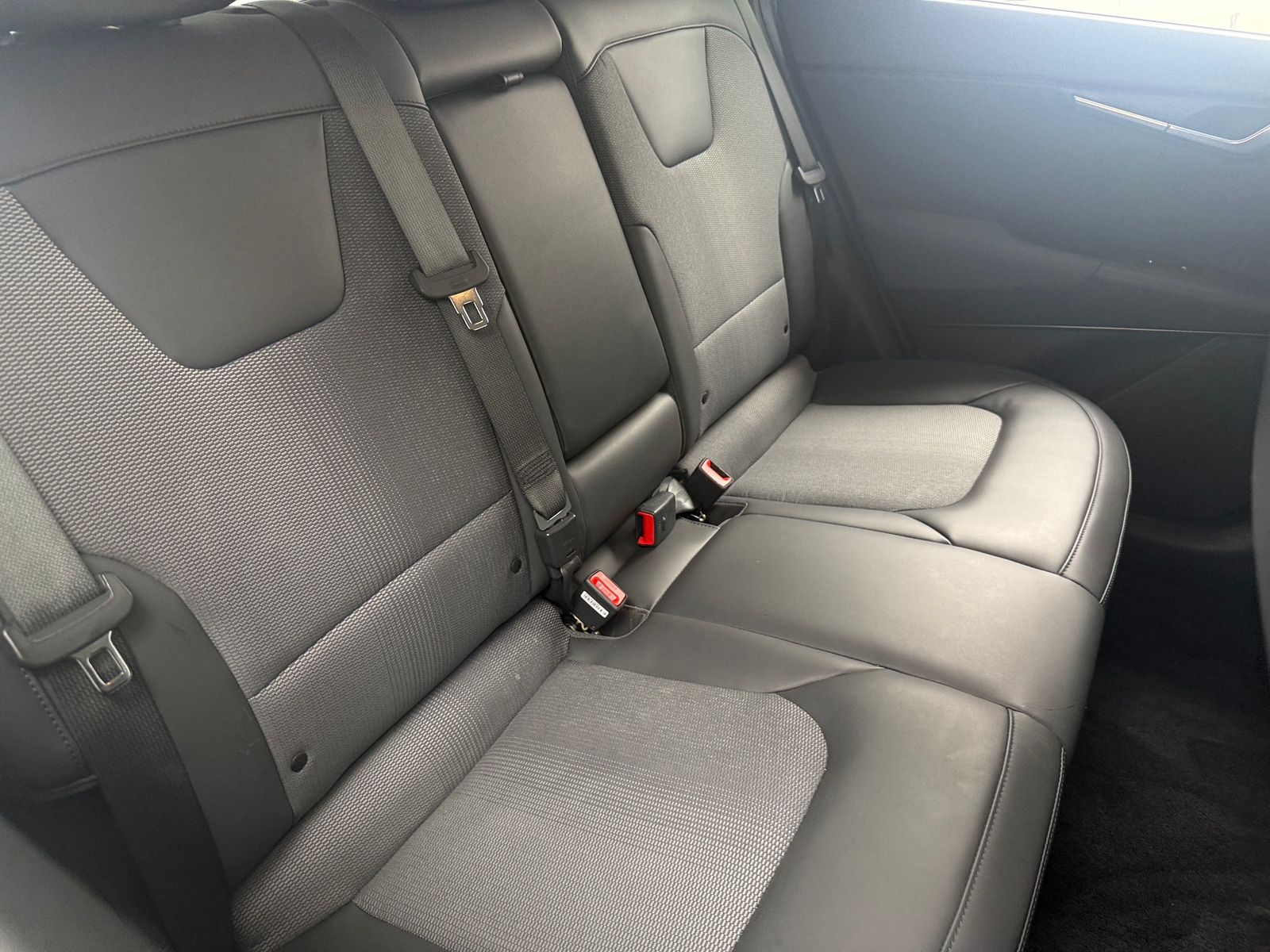 Thumbnail: 2023 Kia Niro - 6