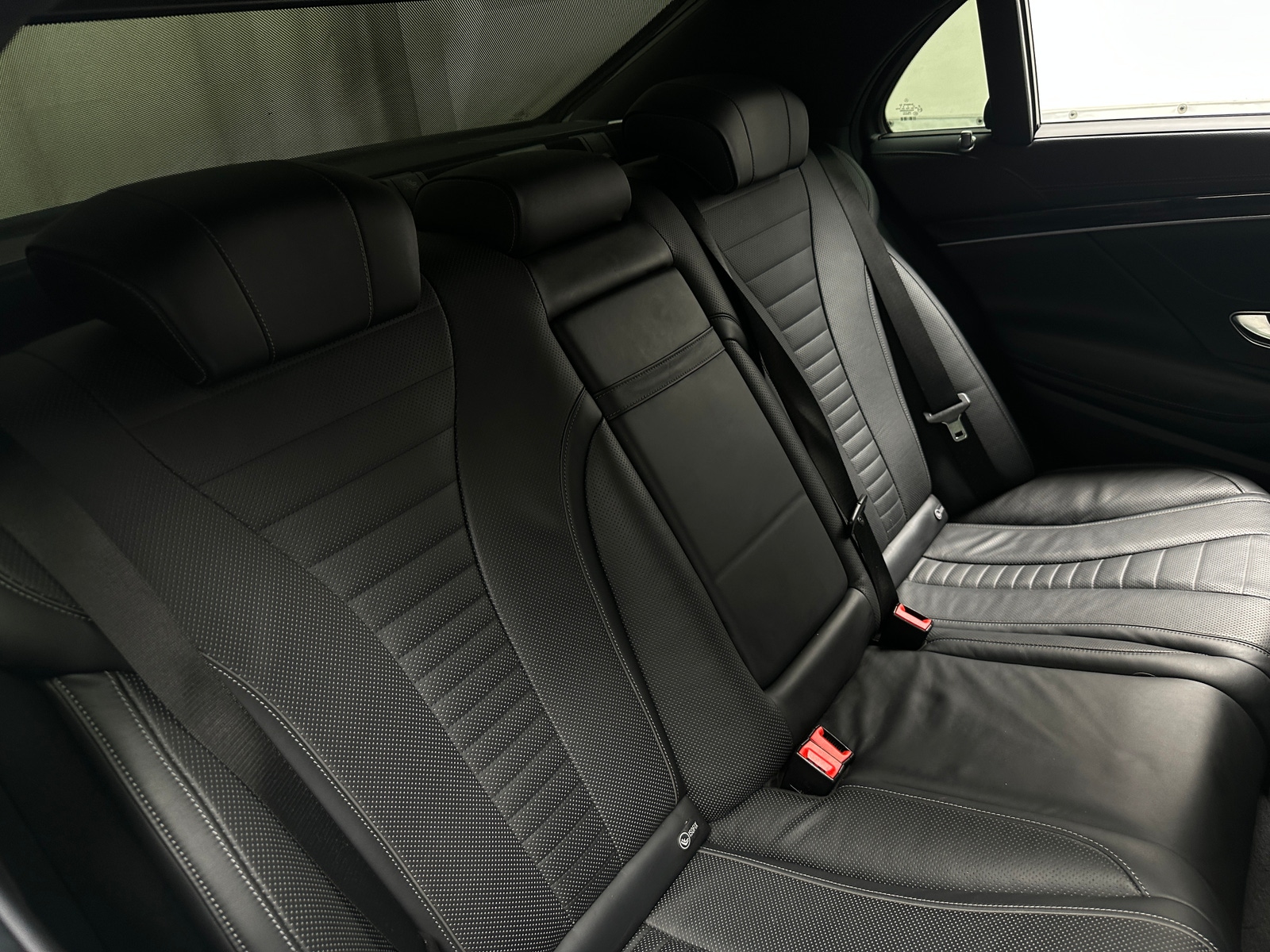 Thumbnail: 2016 Mercedes-Benz S-Class - 5