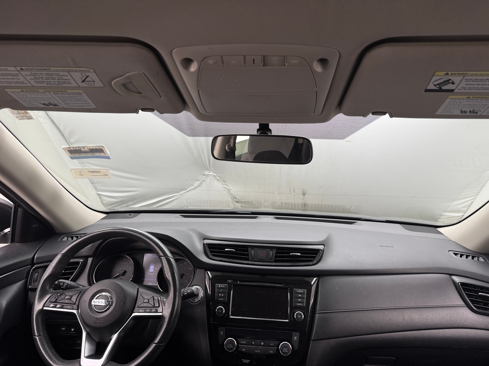 Thumbnail: 2018 Nissan Rogue - 3