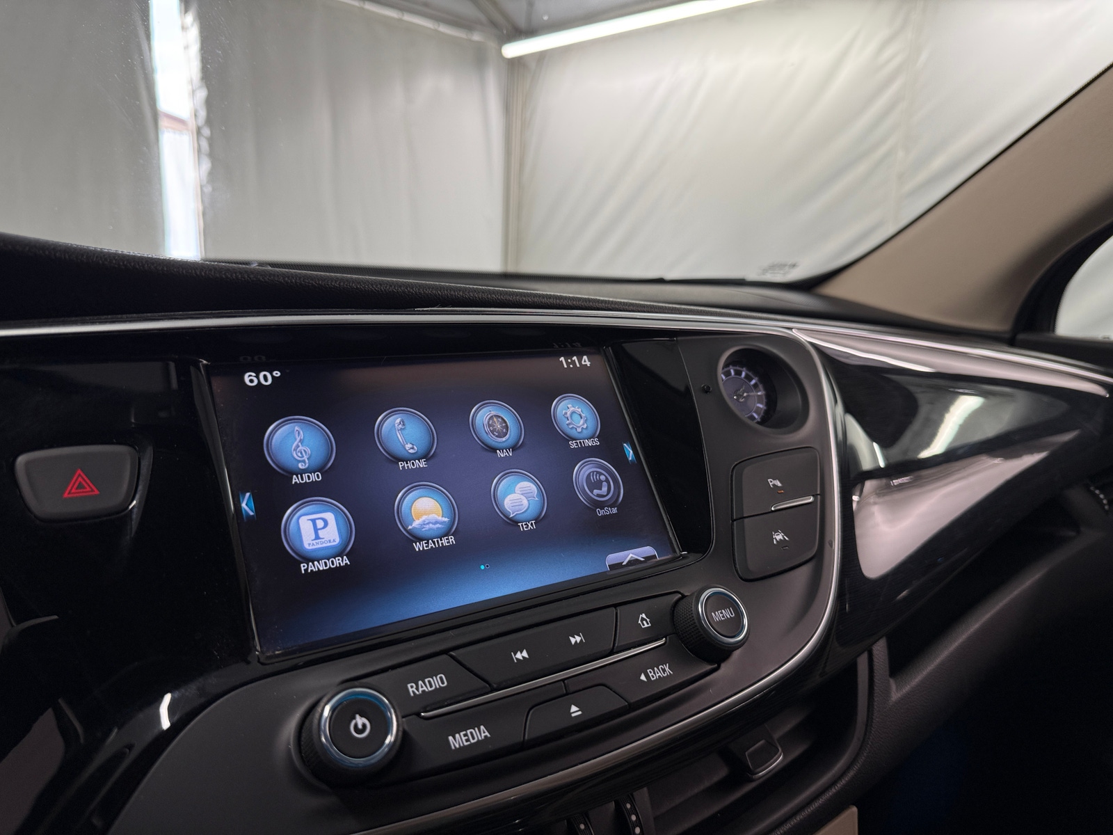 Thumbnail: 2016 Buick Envision - 3