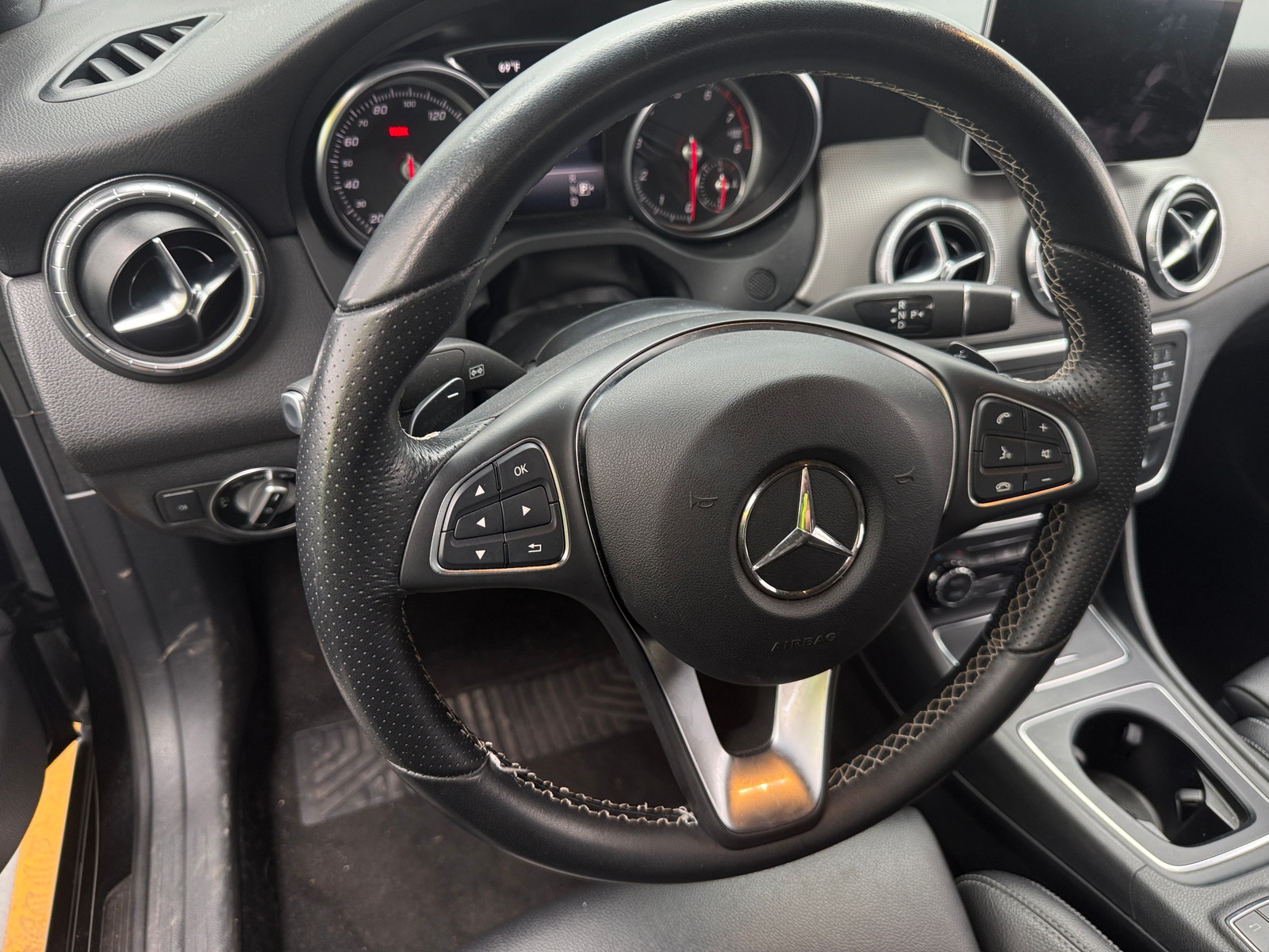 Thumbnail: 2018 Mercedes-Benz CLA - 4