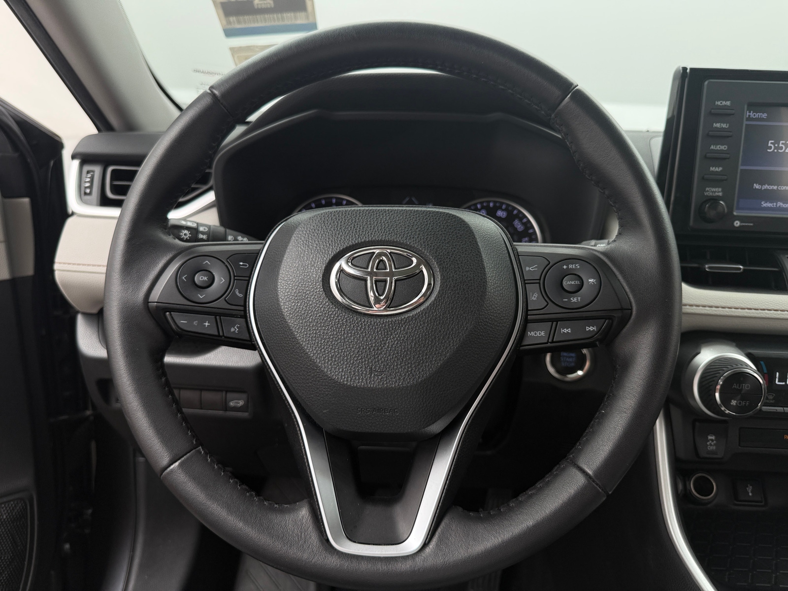 Thumbnail: 2022 Toyota RAV4 - 4