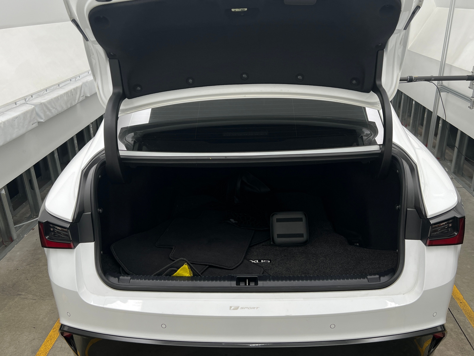 Thumbnail: 2023 Lexus IS - 6