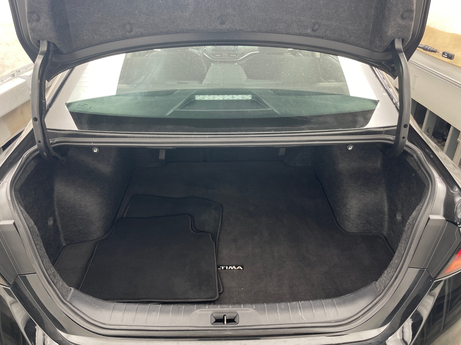 Thumbnail: 2025 Nissan Altima - 7