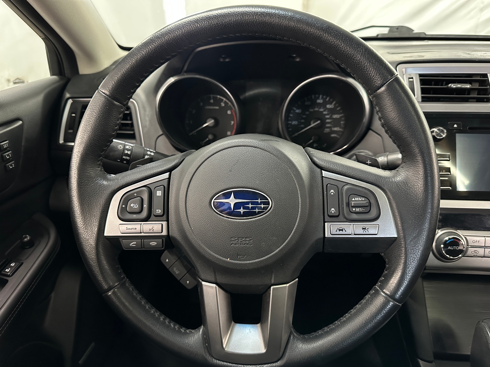 Thumbnail: 2017 Subaru Legacy - 4