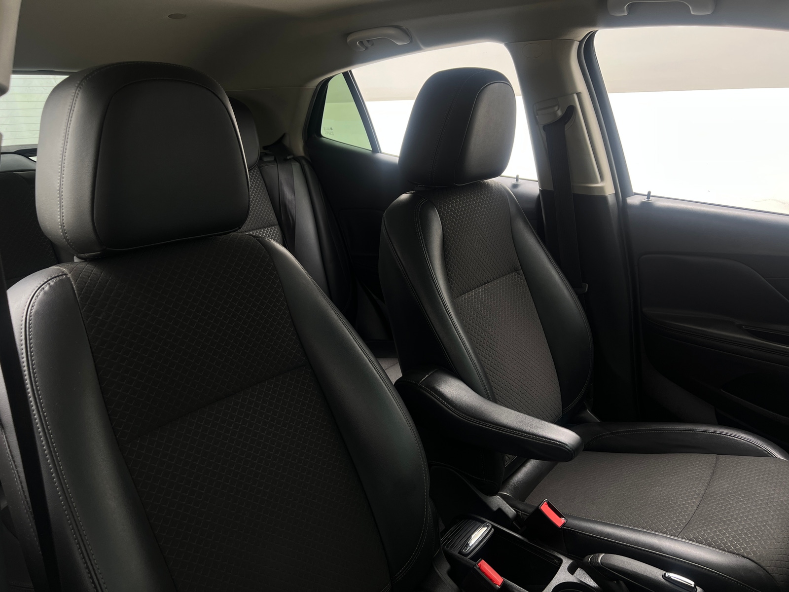 Thumbnail: 2018 Buick Encore - 2