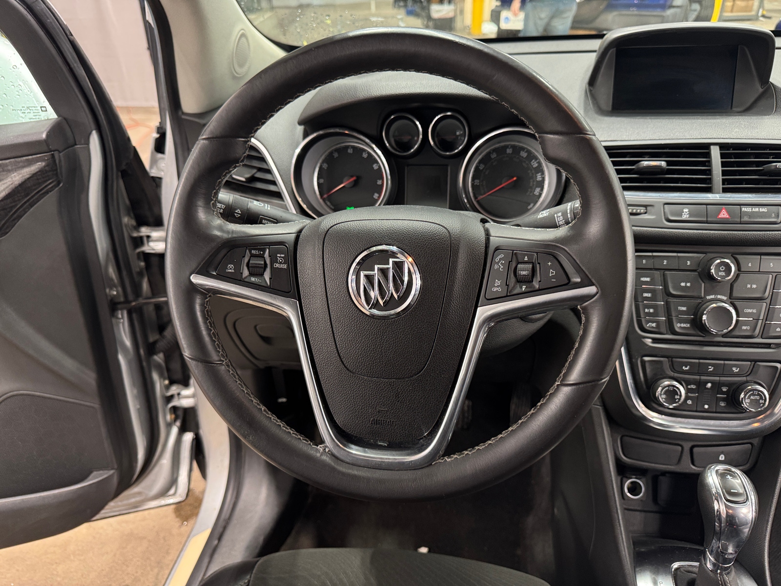 Thumbnail: 2014 Buick Encore - 5