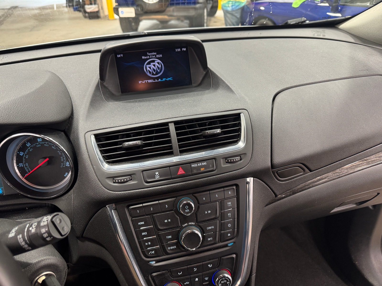 Thumbnail: 2014 Buick Encore - 4