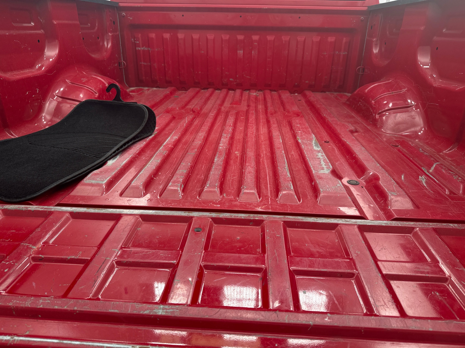 Thumbnail: 2021 Nissan Titan - 7