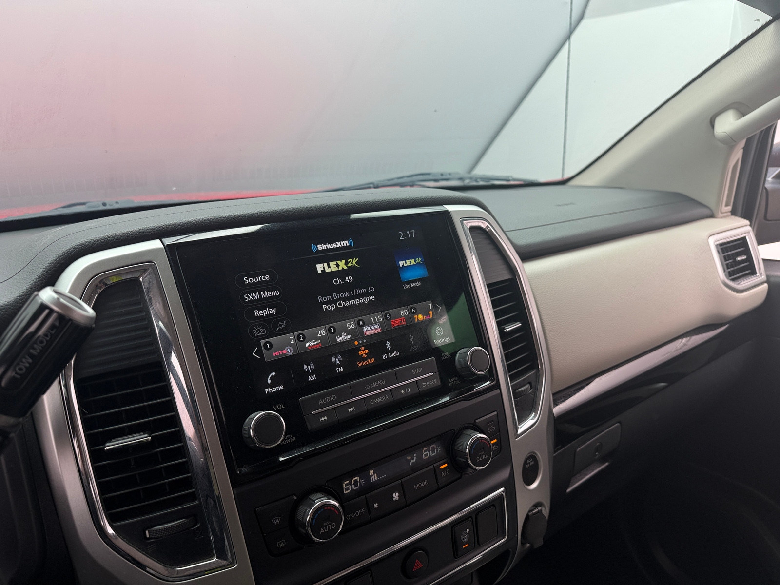 Thumbnail: 2021 Nissan Titan - 4