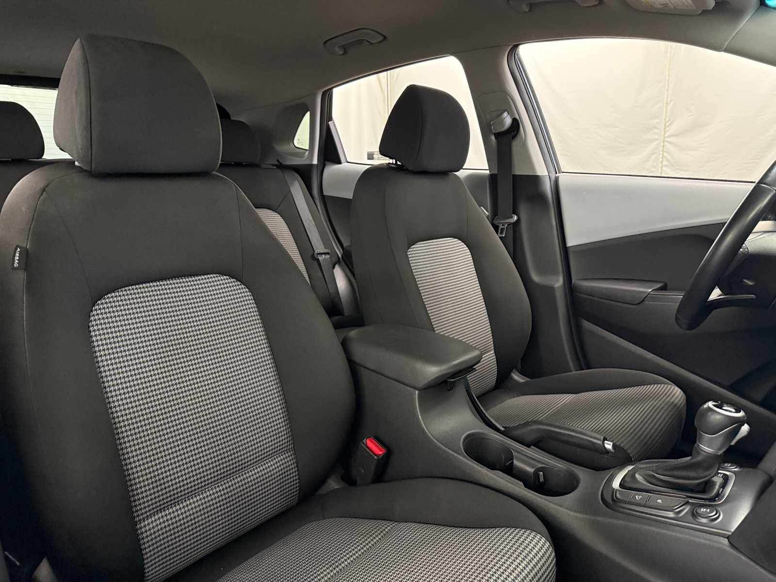 Thumbnail: 2020 Hyundai Kona - 2