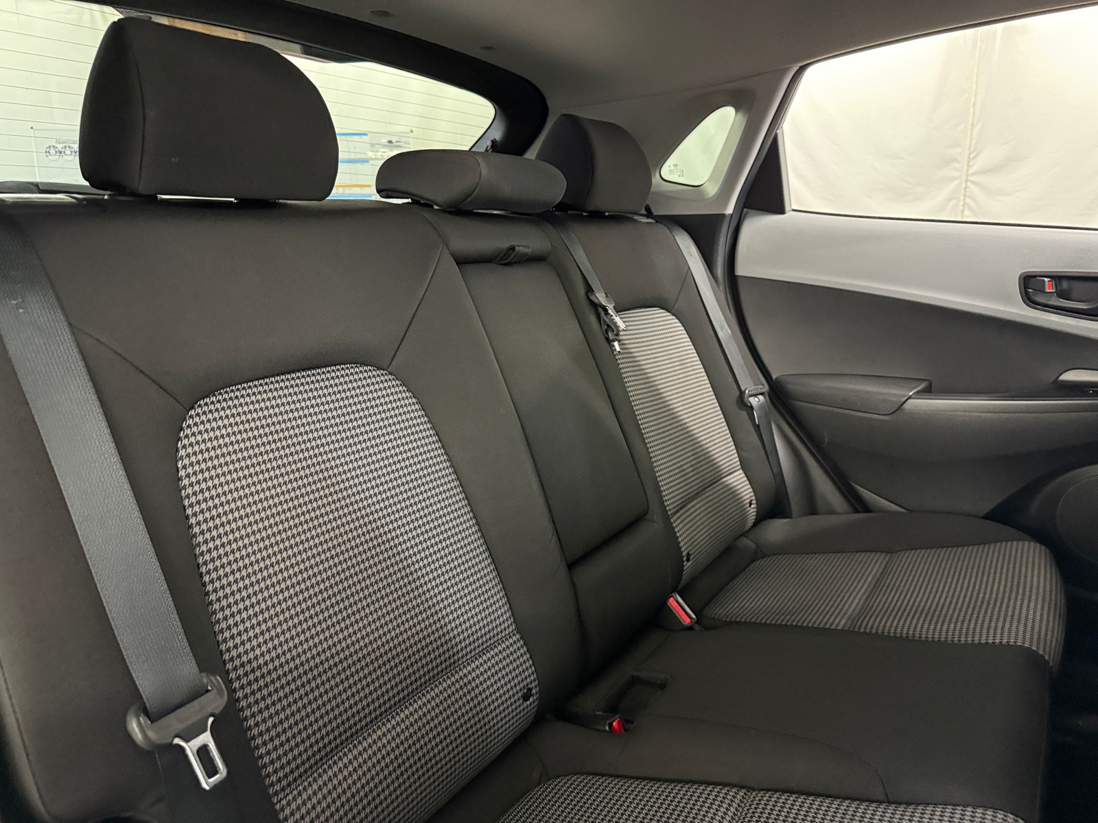 Thumbnail: 2020 Hyundai Kona - 6