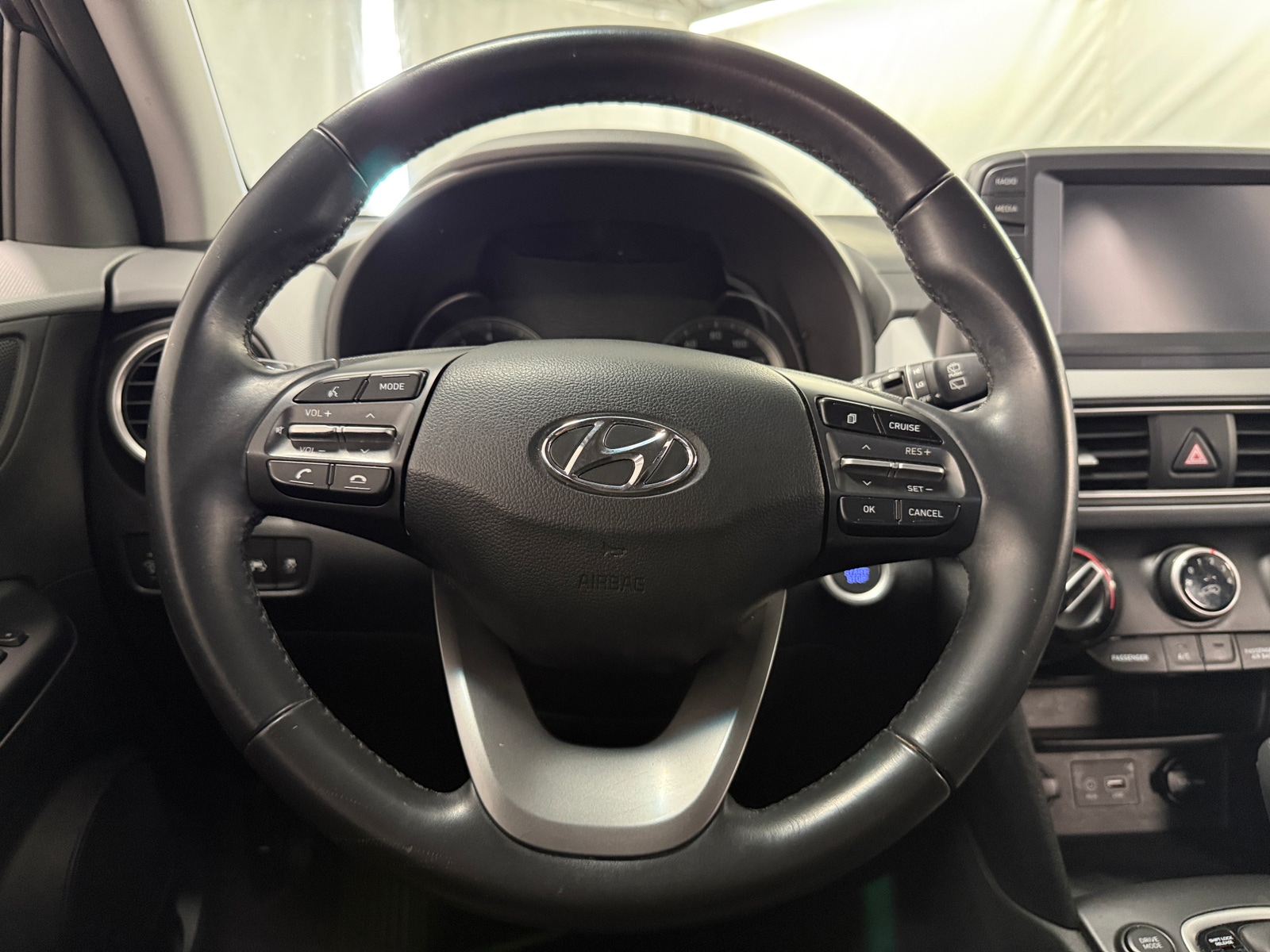 Thumbnail: 2020 Hyundai Kona - 5