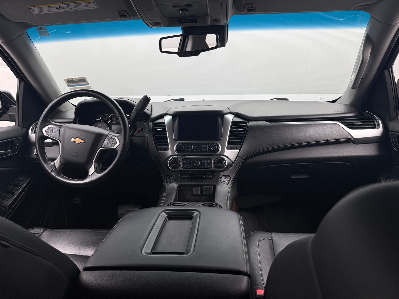 Thumbnail: 2019 Chevrolet Tahoe - 2