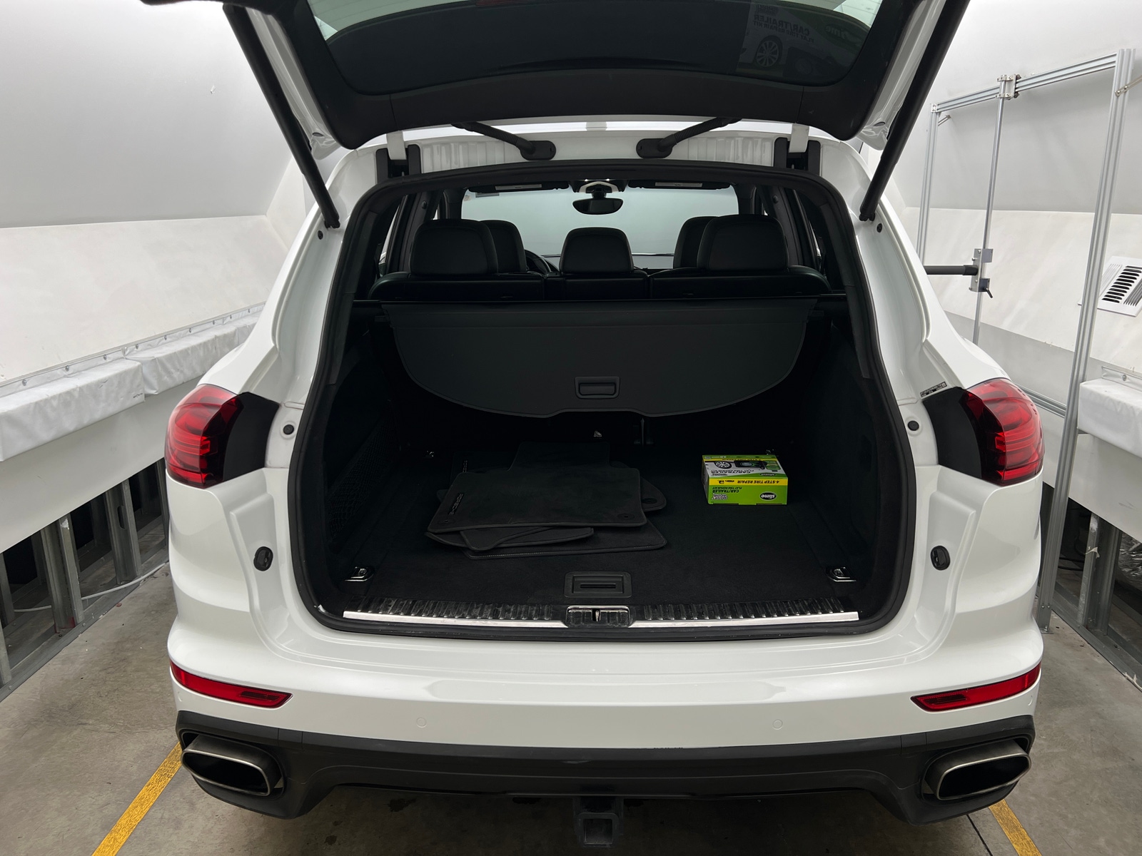 Thumbnail: 2017 Porsche Cayenne - 6