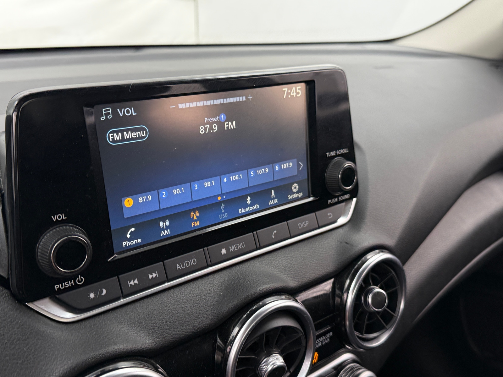 Thumbnail: 2025 Nissan Sentra - 4