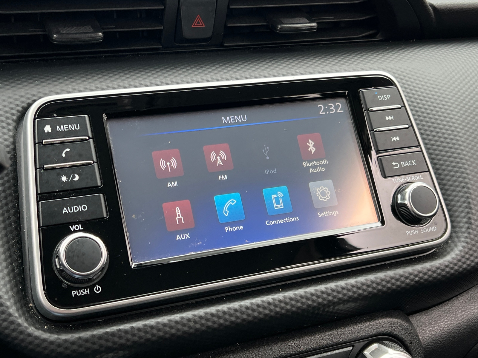 Thumbnail: 2021 Nissan Kicks - 4