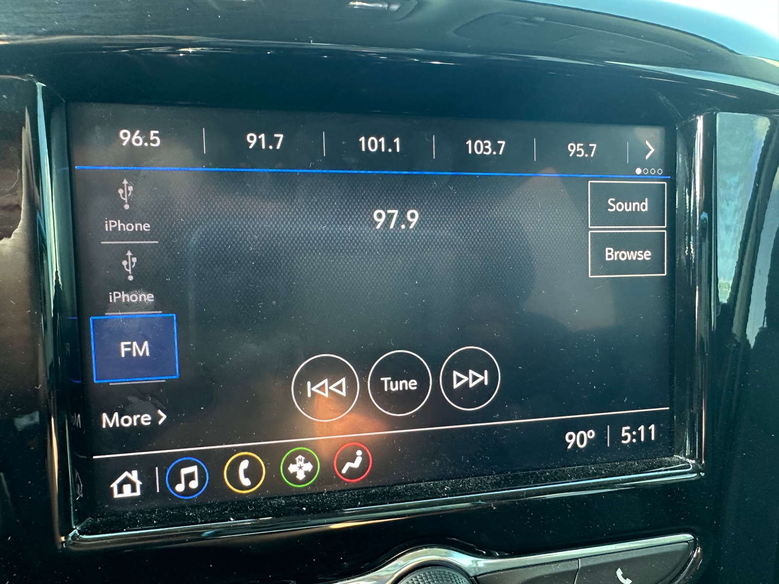 Thumbnail: 2019 Chevrolet Trax - 3
