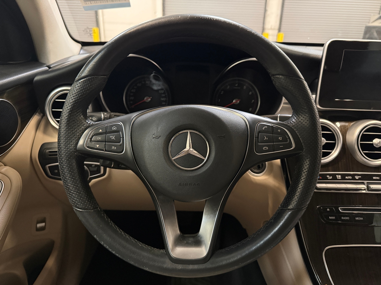 Thumbnail: 2019 Mercedes-Benz GLC - 4