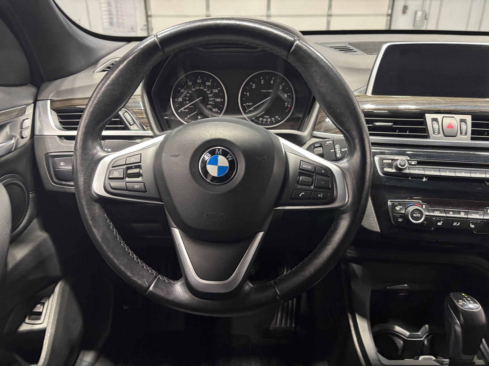 Thumbnail: 2018 BMW X1 - 4