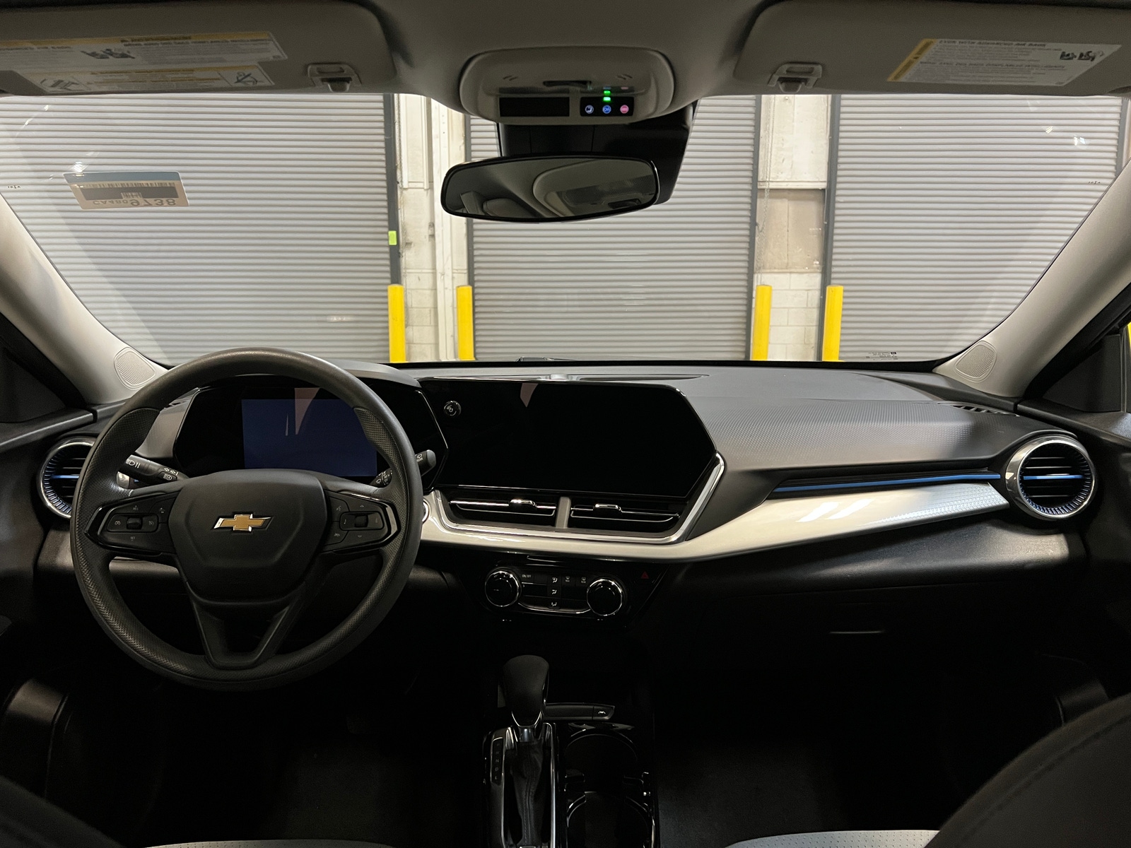 Thumbnail: 2025 Chevrolet Trax - 3