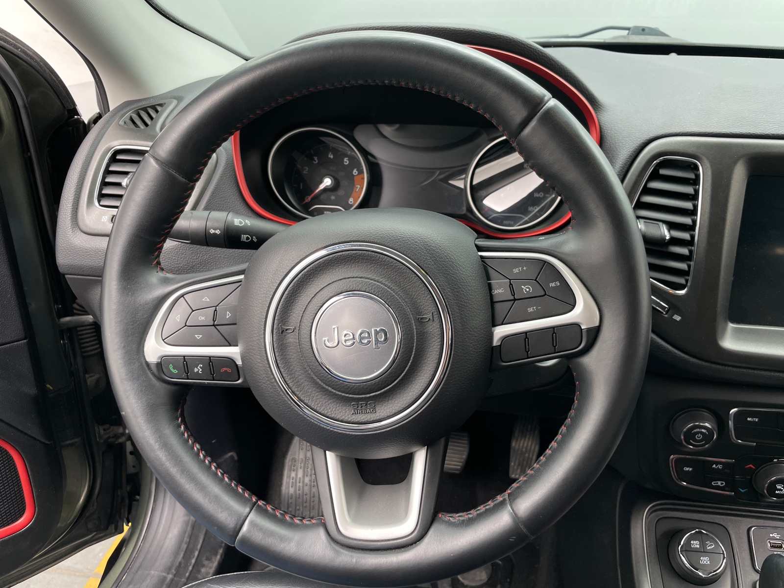 Thumbnail: 2017 Jeep Compass - 5