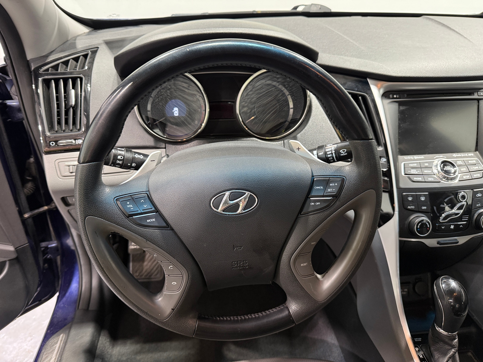 Thumbnail: 2012 Hyundai Sonata - 4