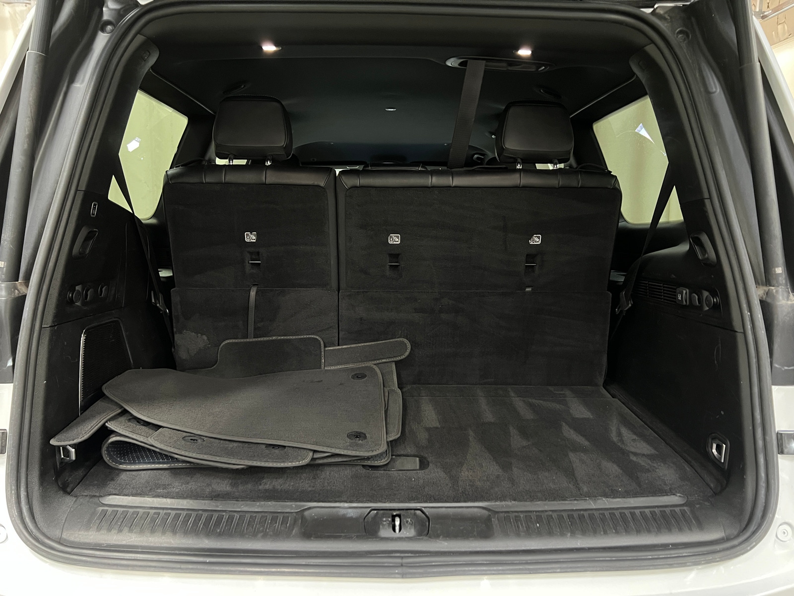 Thumbnail: 2024 Jeep Wagoneer - 6