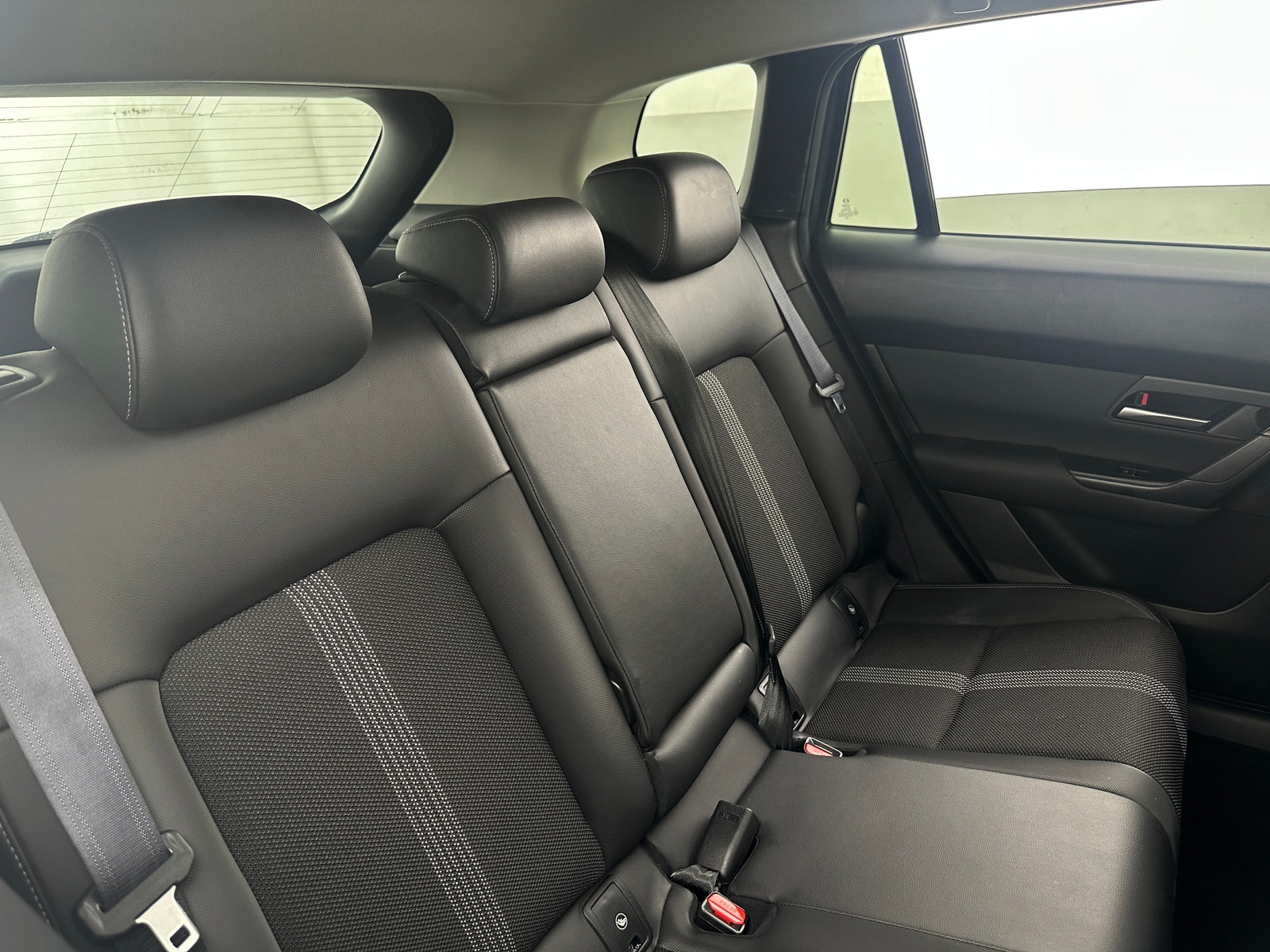 Thumbnail: 2025 Mazda CX-50 - 5