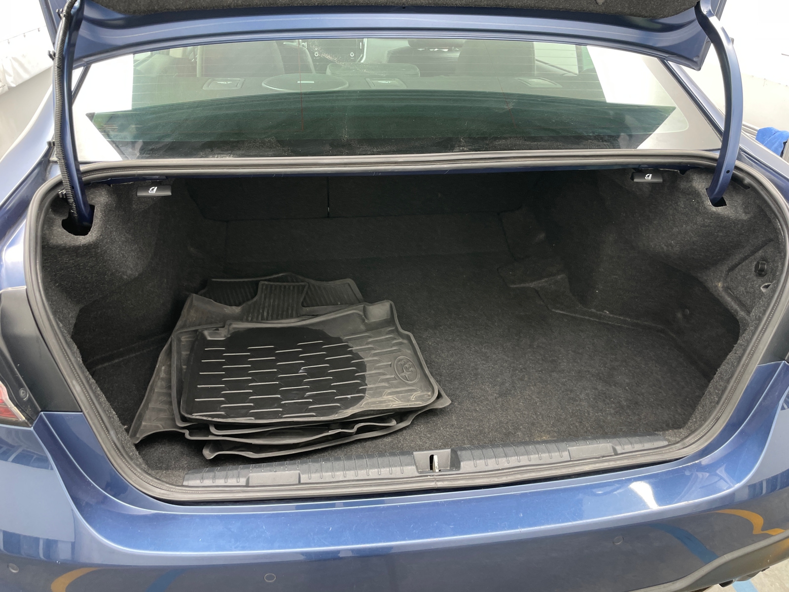 Thumbnail: 2020 Subaru Legacy - 6