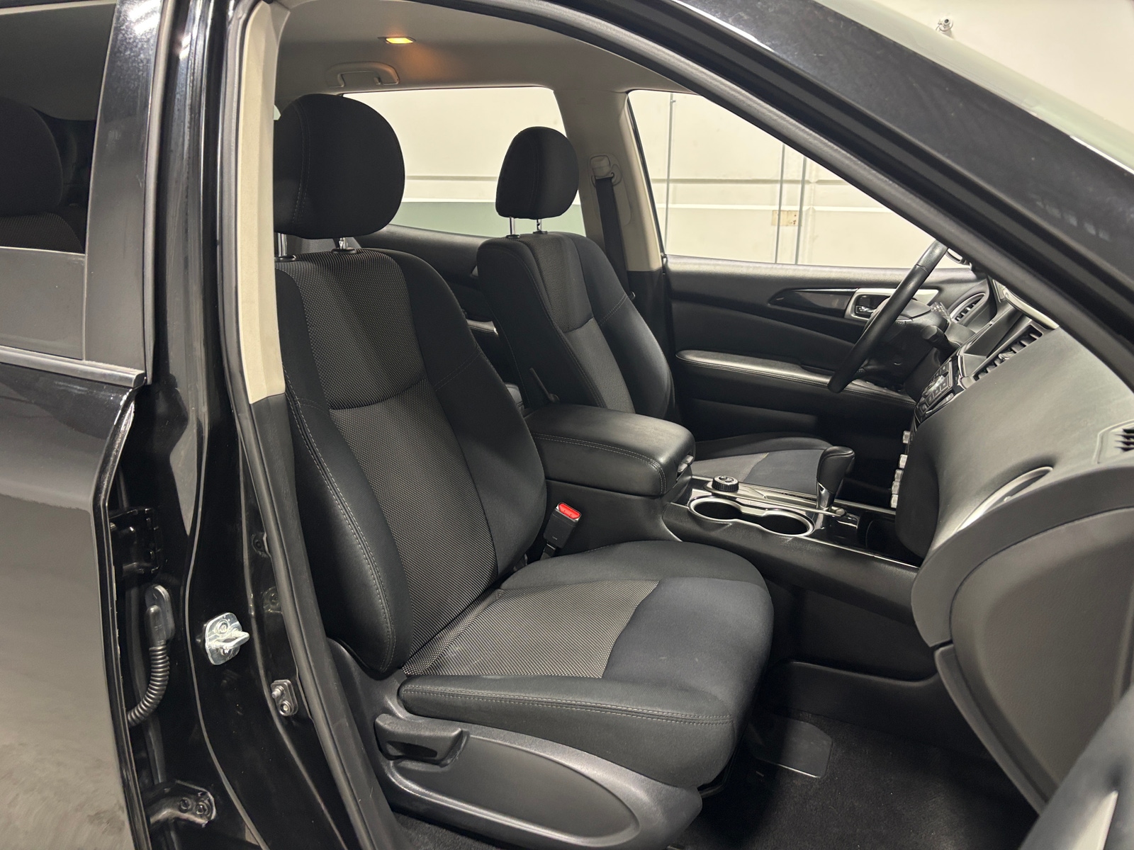 Thumbnail: 2019 Nissan Pathfinder - 2