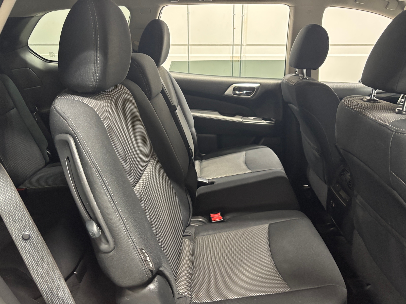 Thumbnail: 2019 Nissan Pathfinder - 6