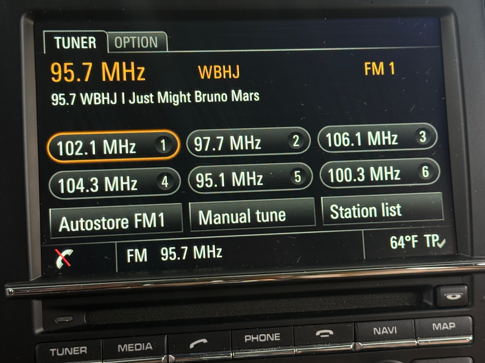 Thumbnail: 2016 Porsche Cayenne - 3