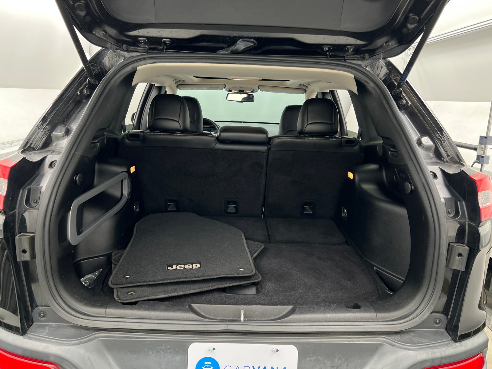 Thumbnail: 2016 Jeep Cherokee - 6