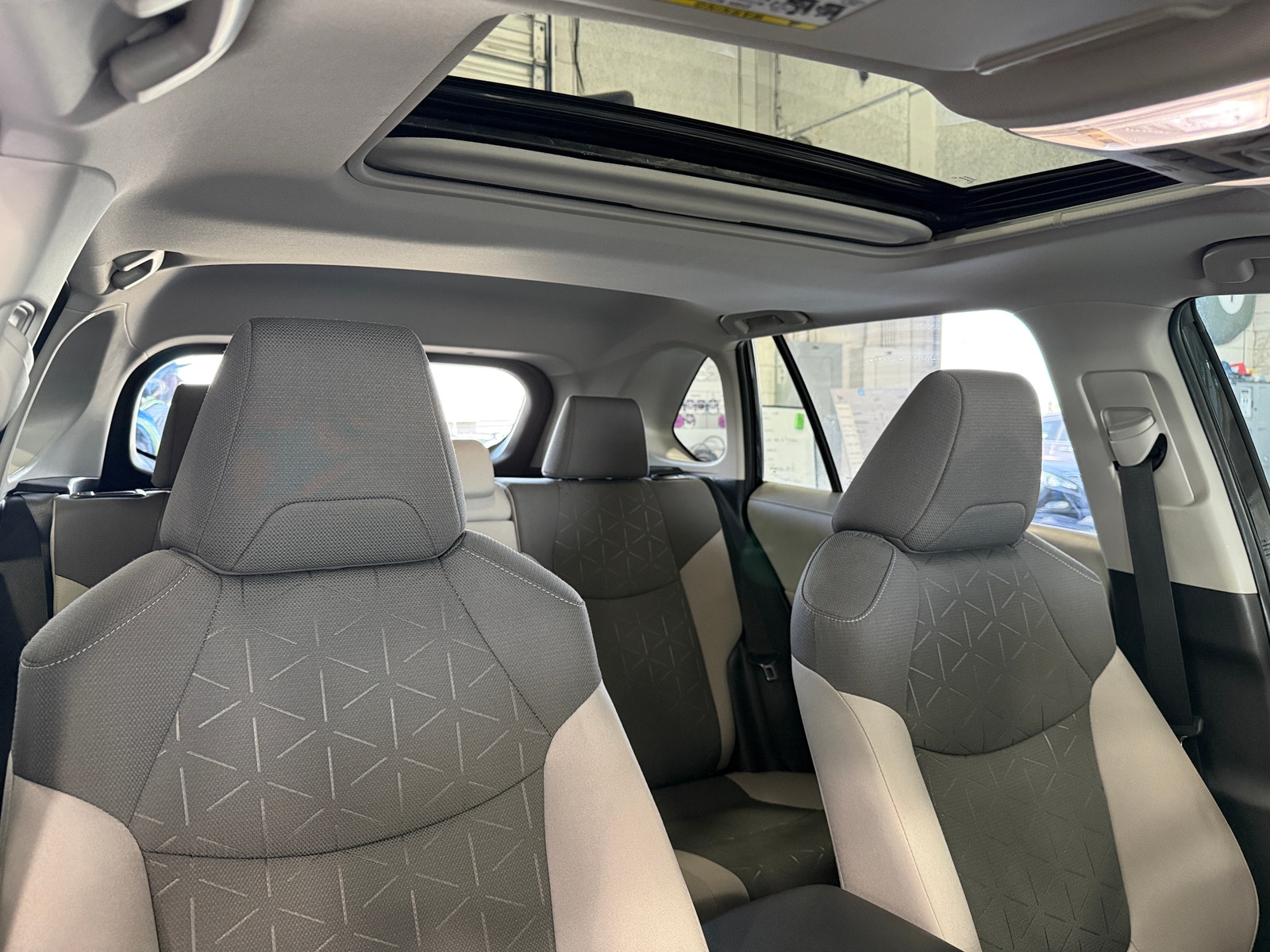 Thumbnail: 2025 Toyota RAV4 - 2