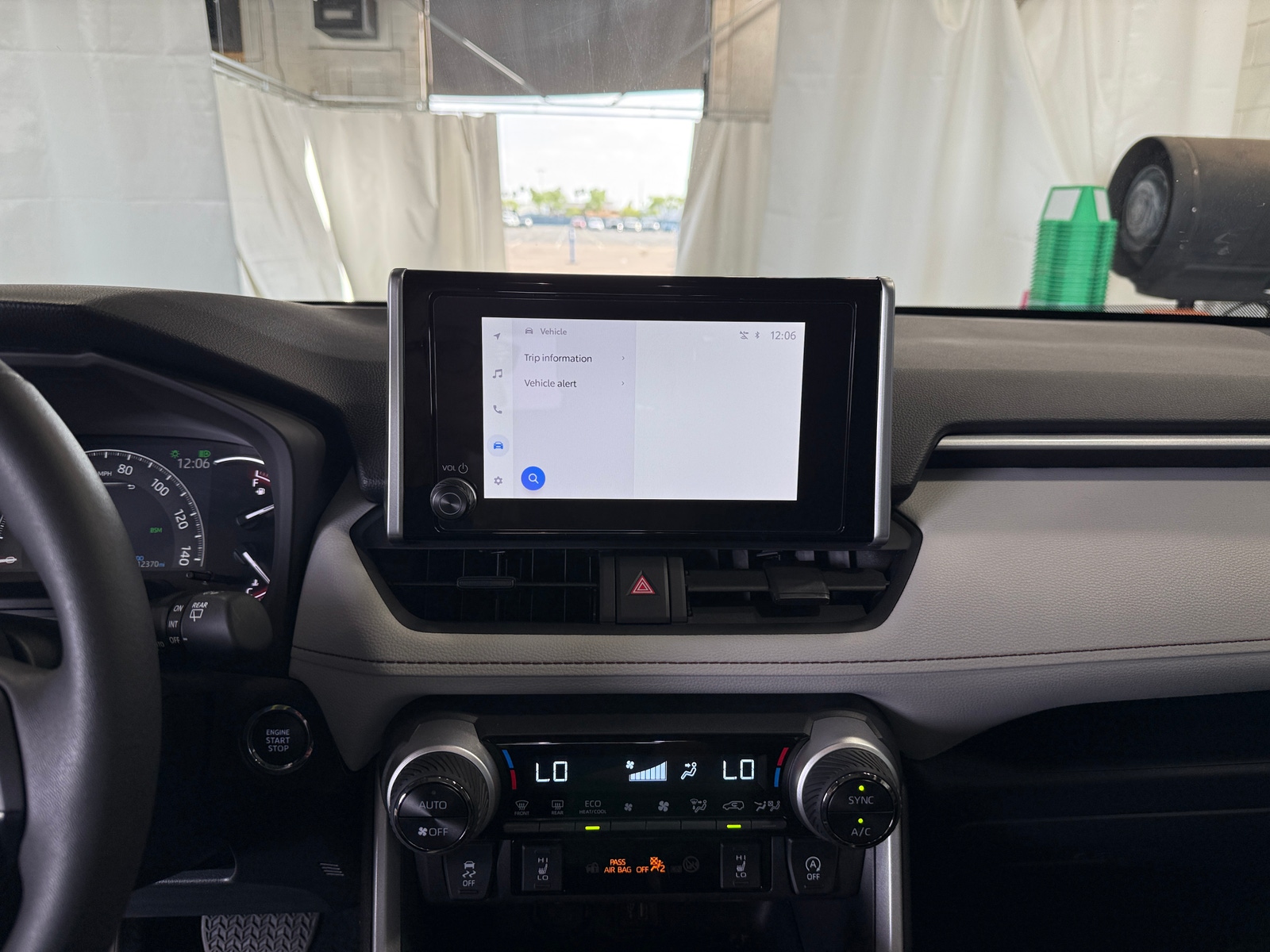 Thumbnail: 2025 Toyota RAV4 - 4